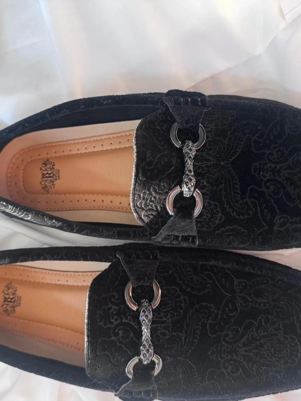 Royal shoe elegant black